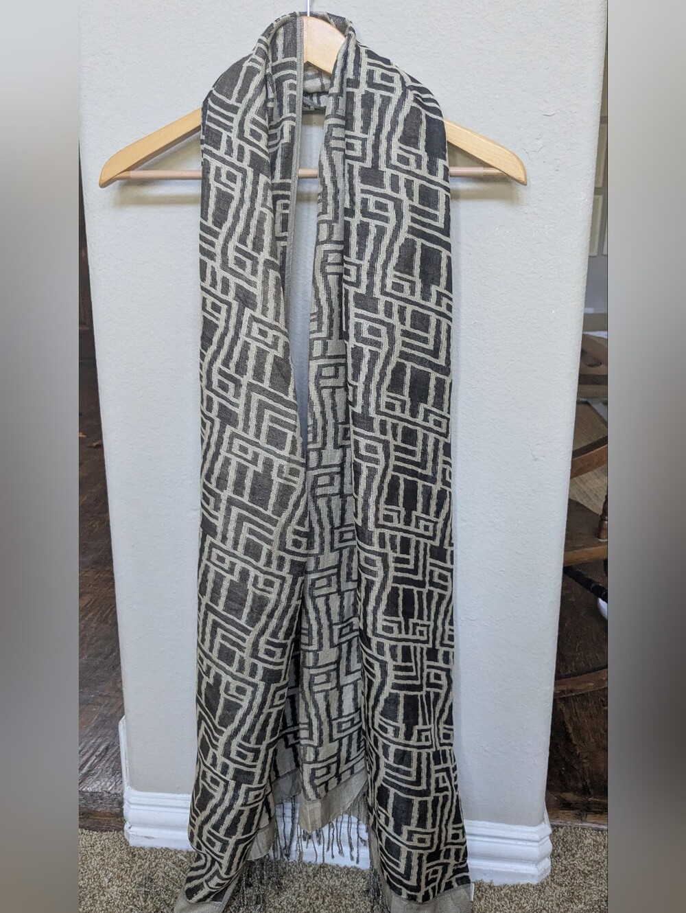 100% Silk Neeru Kumar Geometric Pattern Scarf